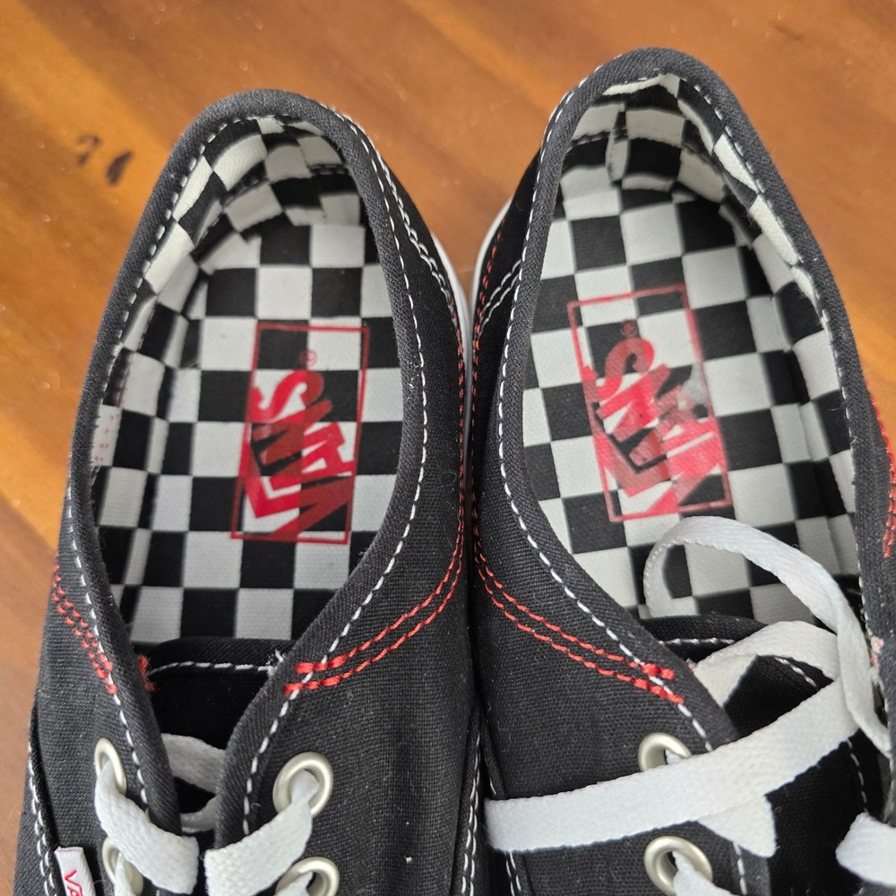 Vans‎ Authentic Black Canvas Low Top Sneakers Red Contrast Stitch Mens 5.5 / W 7 - Picture 7 of 15